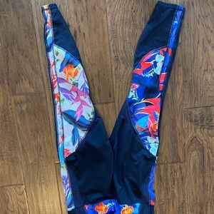 Athleta cropped leggings